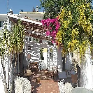酒店 Gorgona 法里拉基